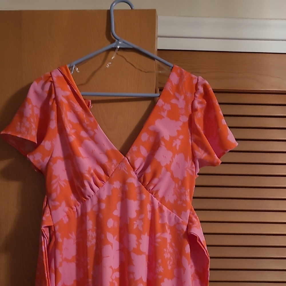 Floral V-Neck Dress in Orange and Pink